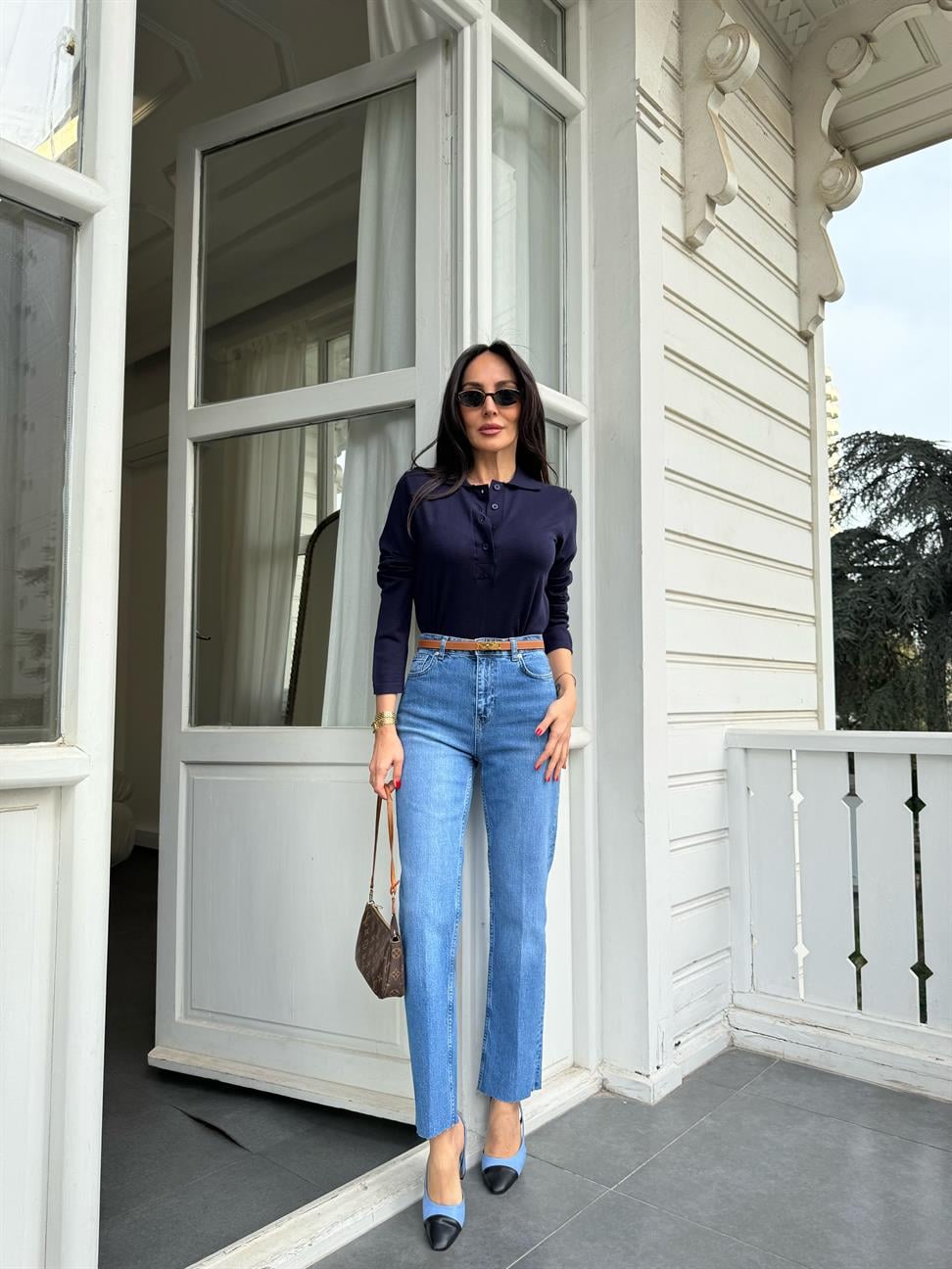 Mavi Kesik Paça Denim Pantolon