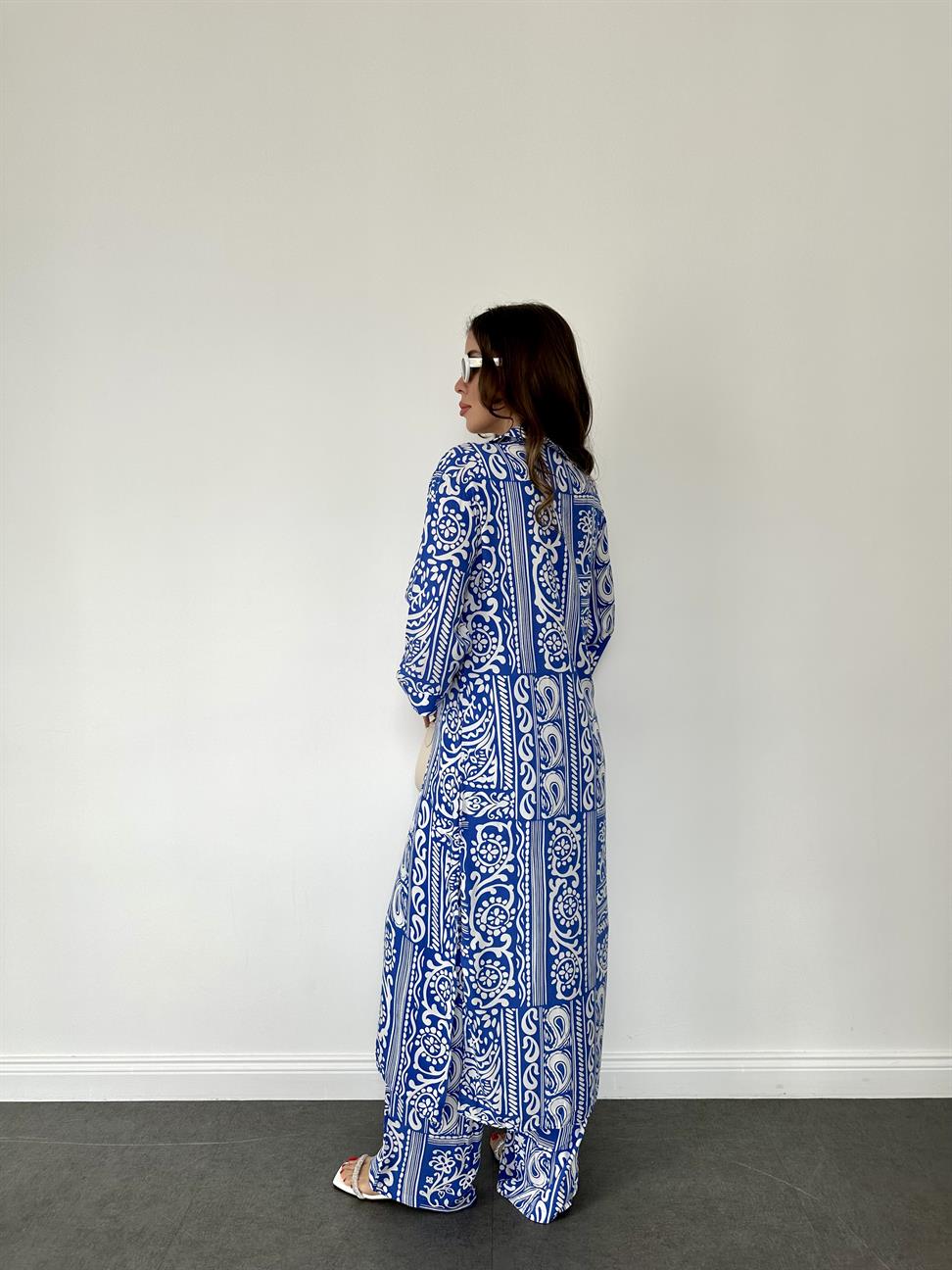 Mavi Kimonolu Takım