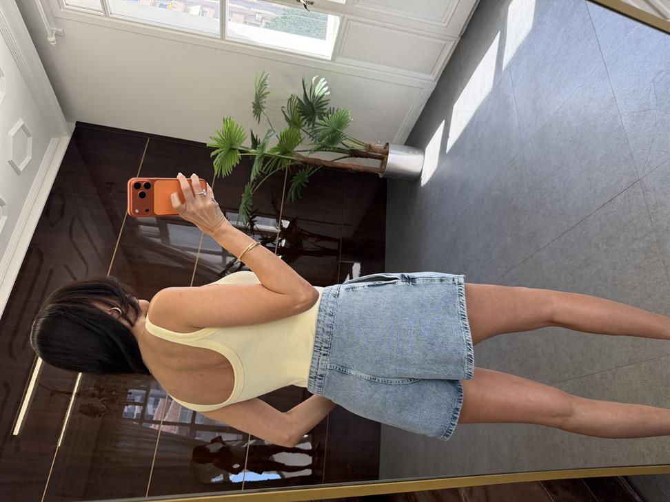 Mavi Önü Pikseli Şort