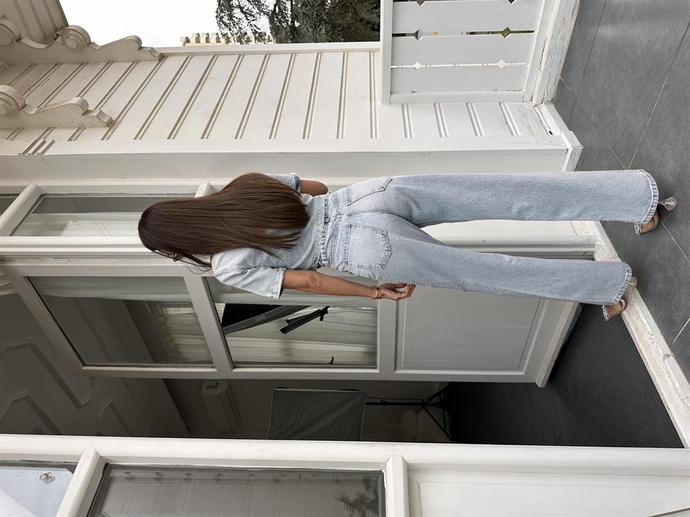 Mavi Taş İşleme Detay Jean