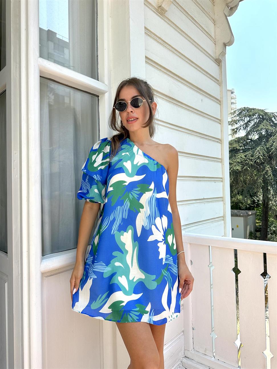 Mavi Tek Kol Desenli Elbise