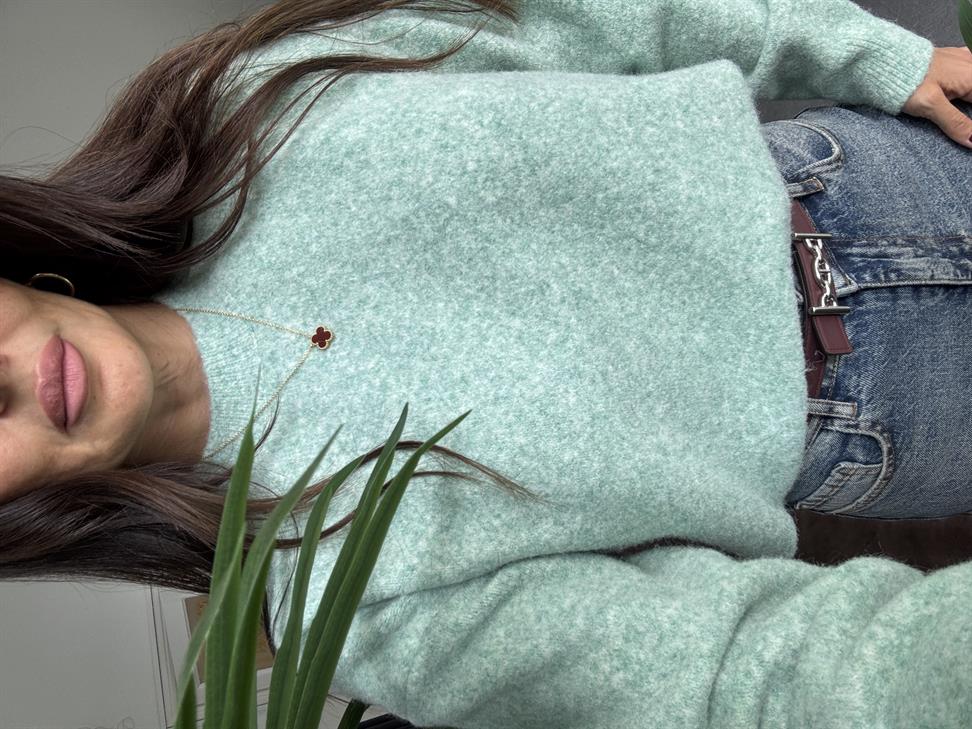 Mint Yeşil Bisiklet Yaka Yumuşak Dokulu Triko Kazak