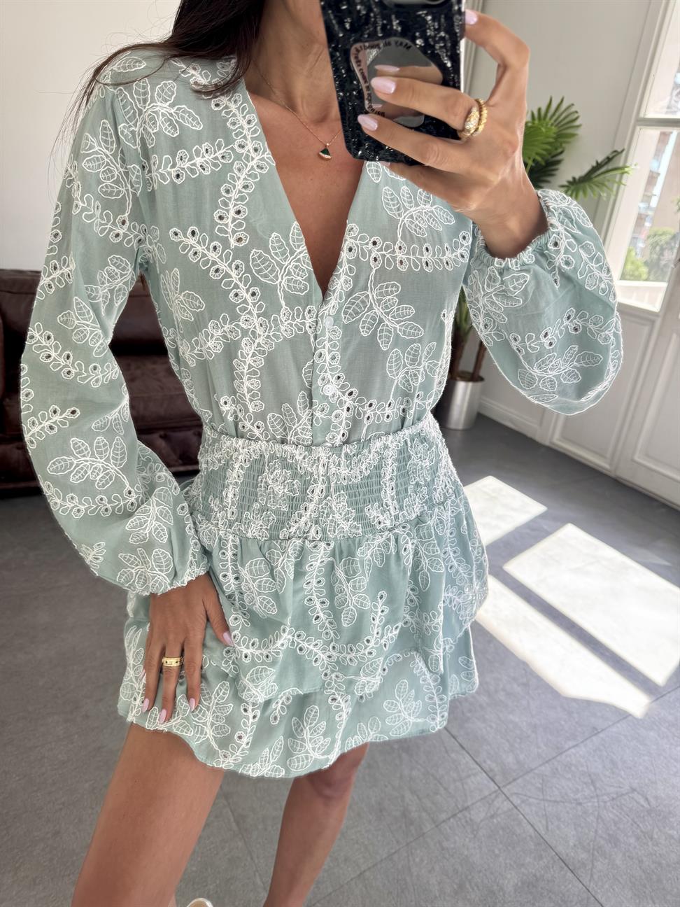 Mint Yeşil Fistolu Etek Takım