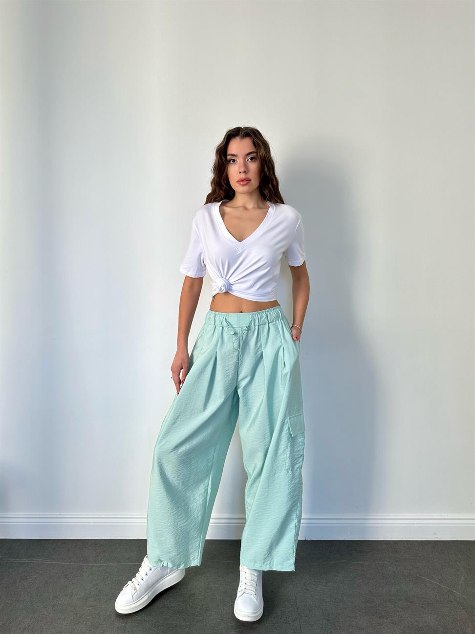 Mint Yeşil Paraşüt Kumaş Bol Kesim Kargo Pantolon