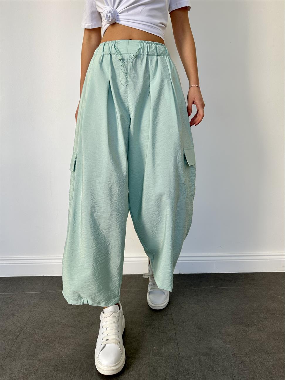 Mint Yeşil Paraşüt Kumaş Bol Kesim Kargo Pantolon