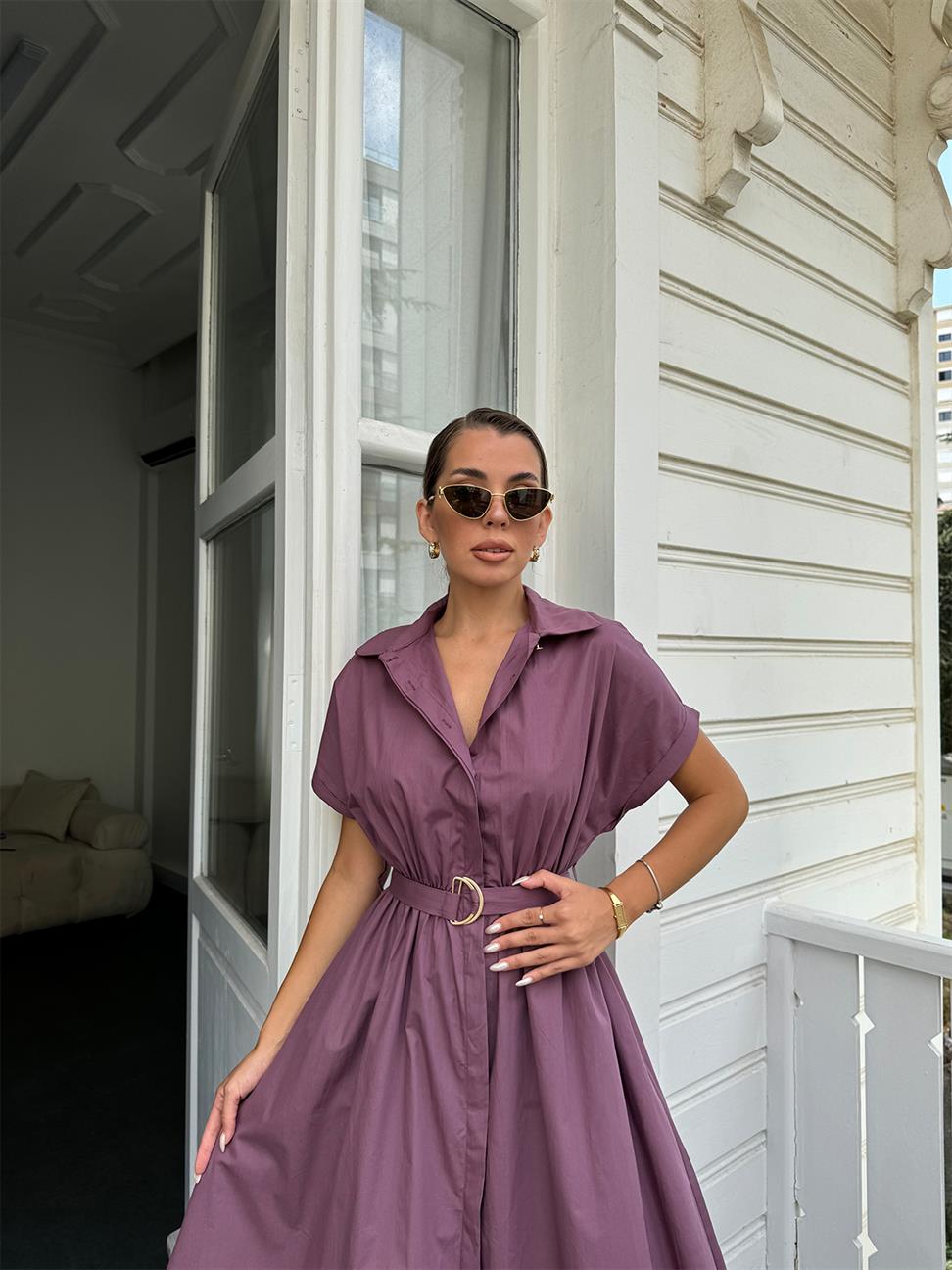 Mor Gömlek Yaka Kemerli Midi Boy Elbise