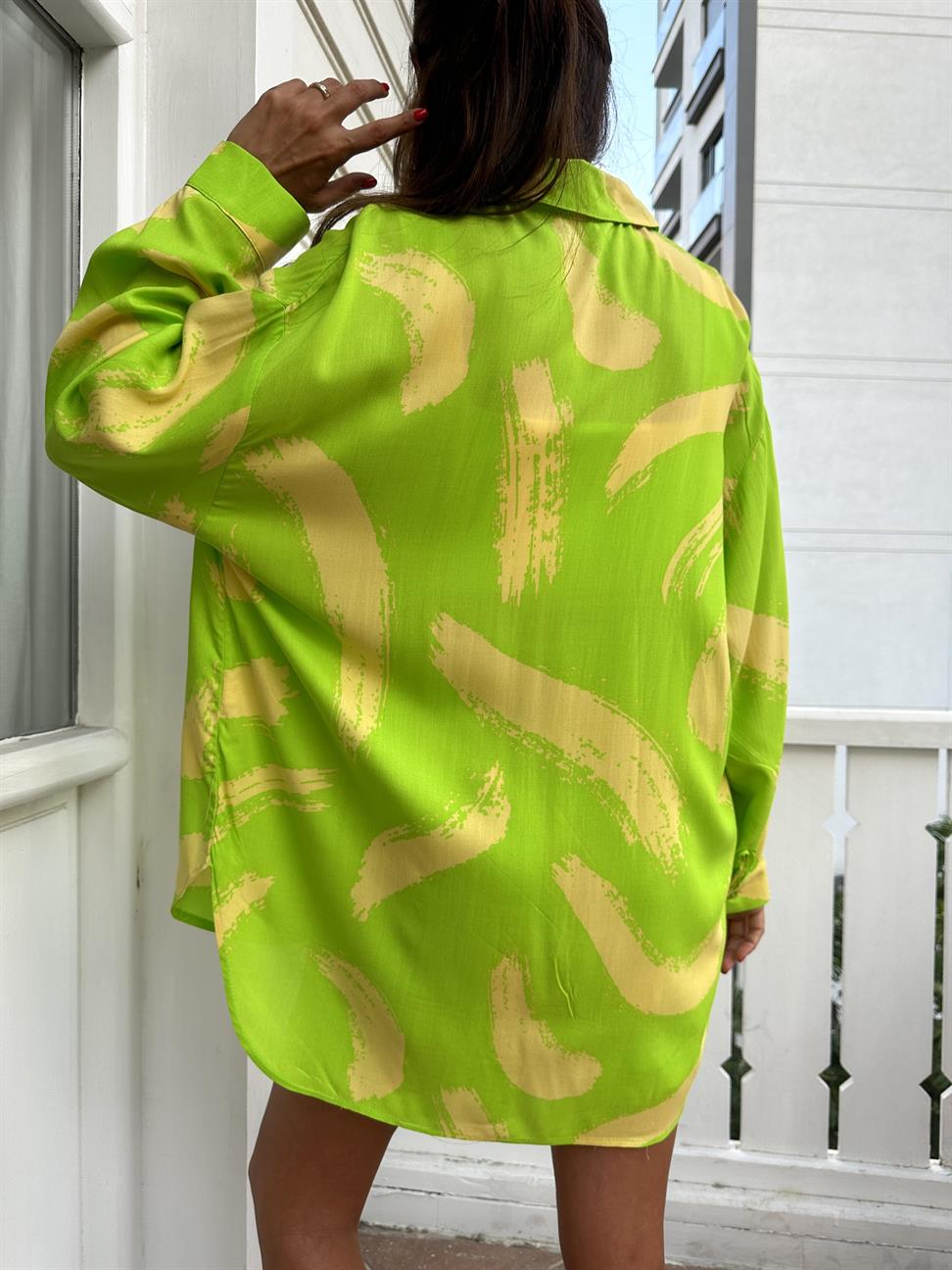 Neon Yeşil Şortlu Kadın Takım