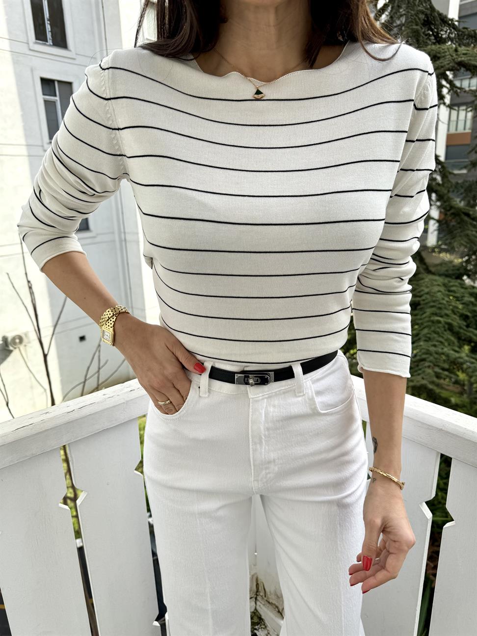 Optik Beyaz-Siyah Çizgili İnce Kazak