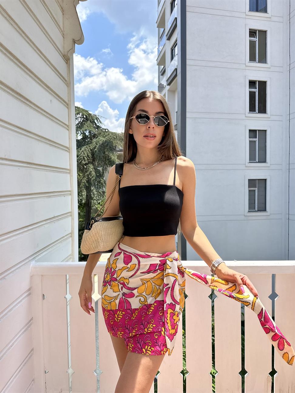Pembe Bağlama Detaylı Anvelop Mini Etek