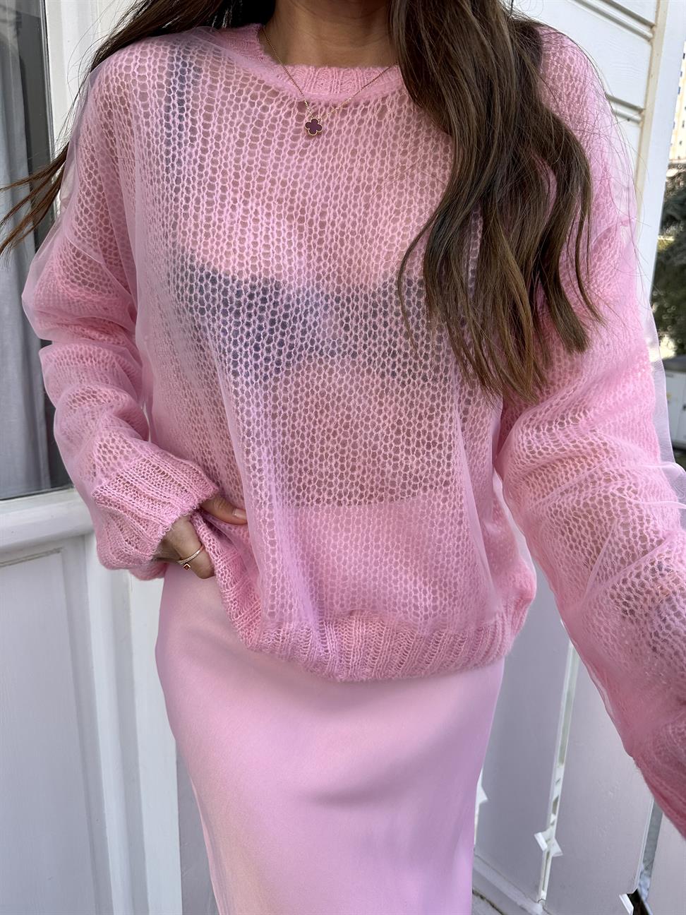 Pembe Bisiklet Yaka Tüllü Kazak