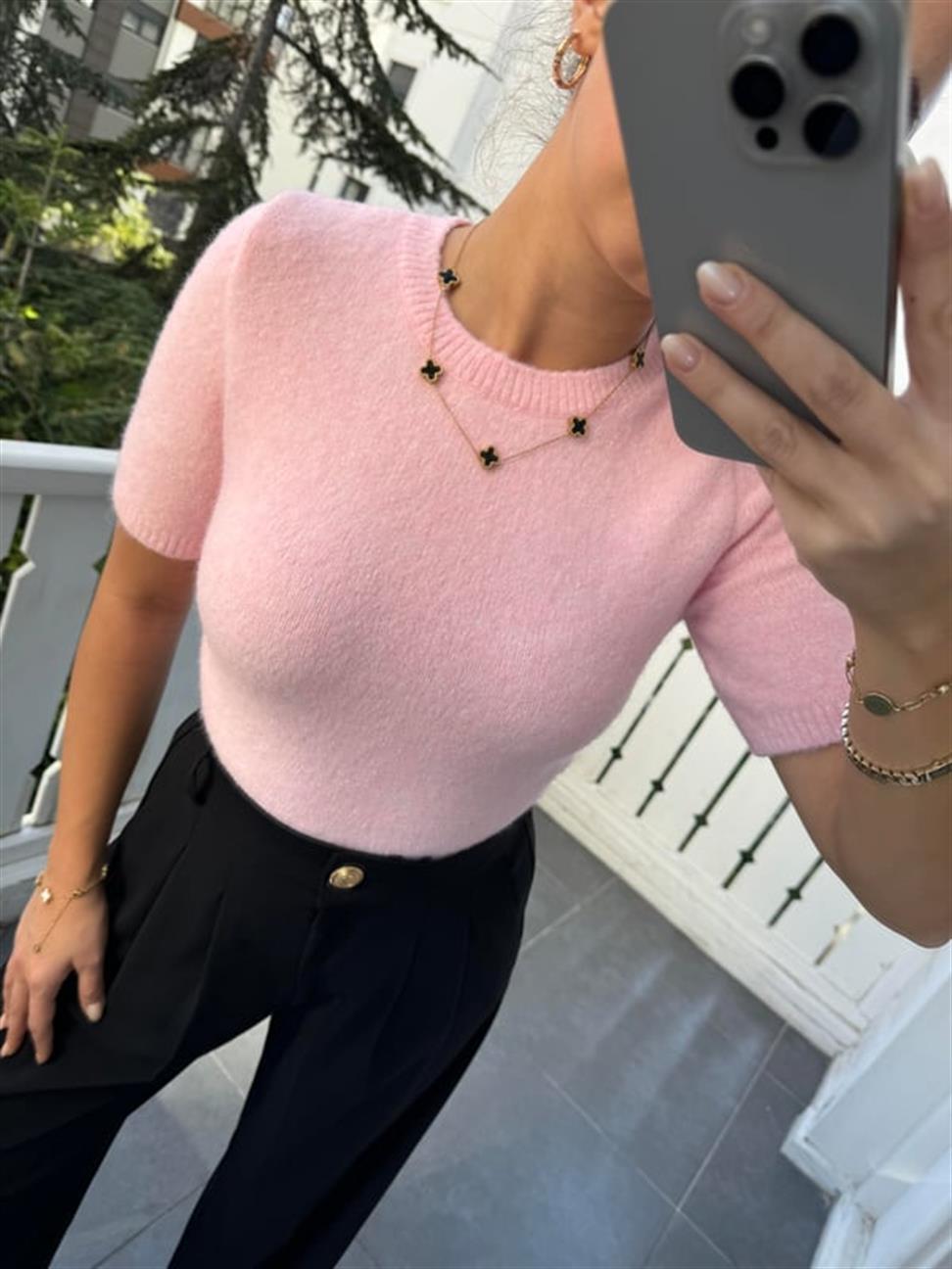 Pembe Bisiklet Yaka Yumuşak Dokulu Kısa Kol Triko Kazak