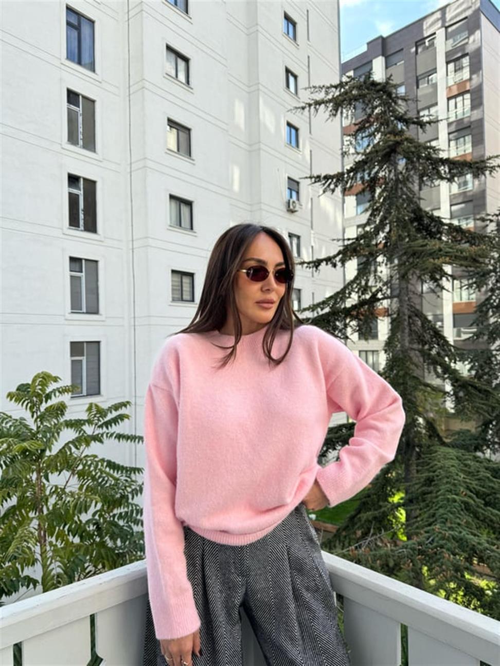 Pembe Bisiklet Yaka Yumuşak Dokulu Triko Kazak