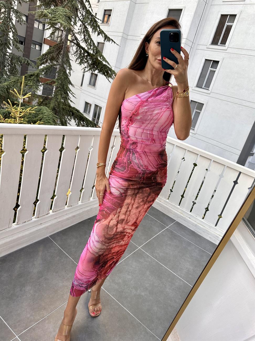 Pembe Drapeli Tek Omuz Desenli Elbise