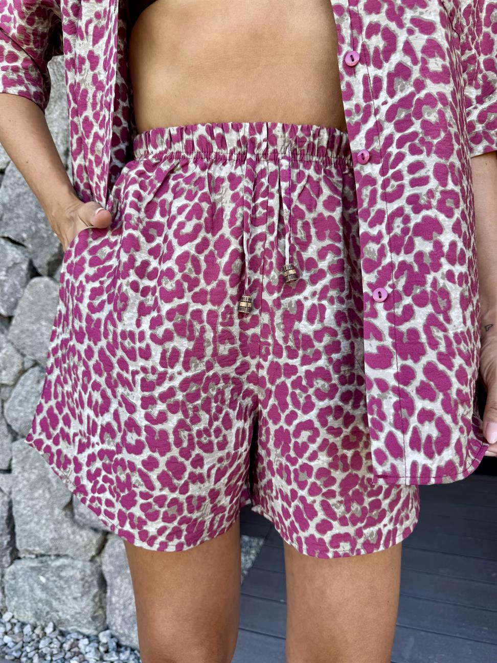 Pembe Leopar Desen Şortlu Takım