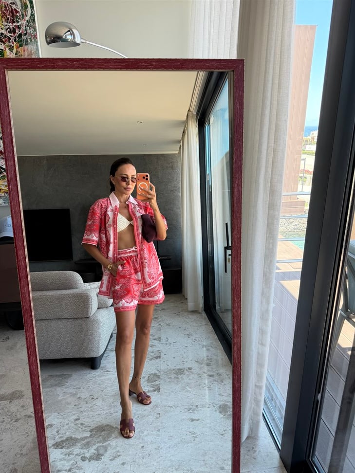 Pembe Malibu Takım