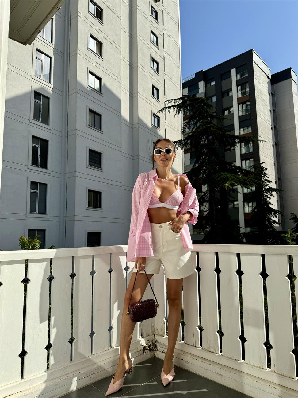 Pembe Pötikare Bra Ve Gömlek