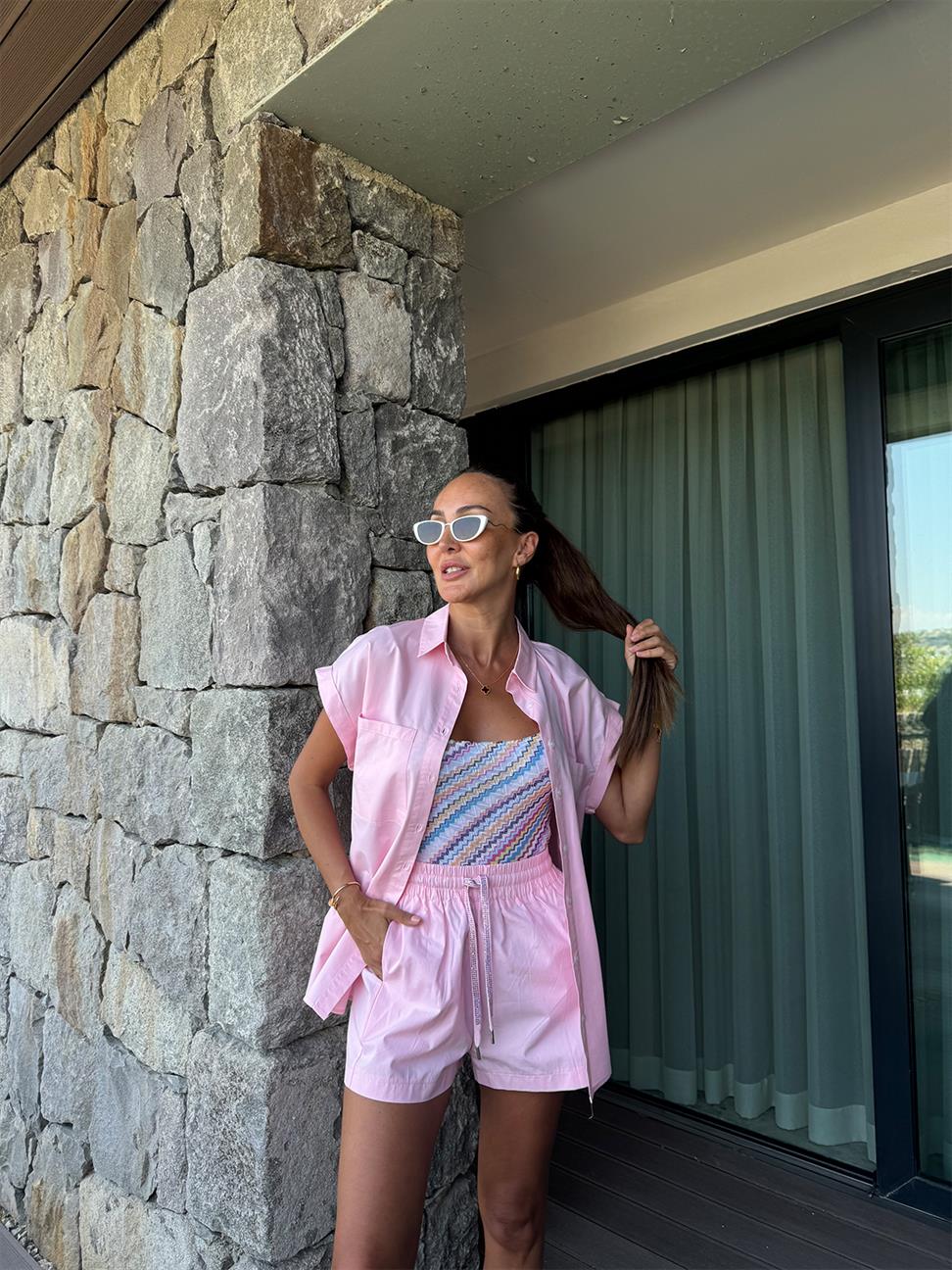 Pembe Taşlı Kuşak Şort Takım