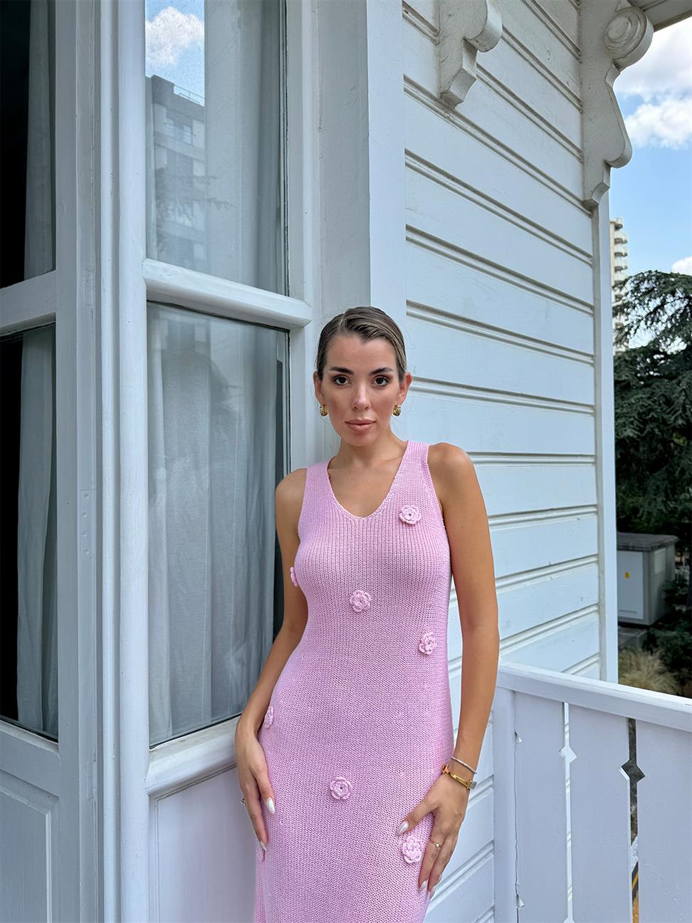 Pembe Triko Çiçek Motifli Elbise