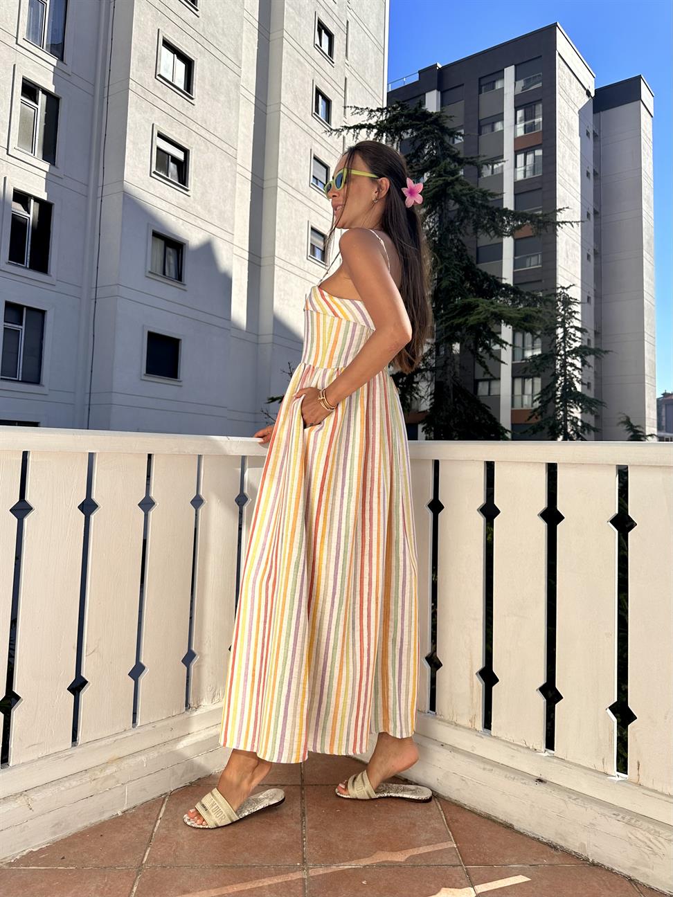 Renkli Askılı Uzun Elbise