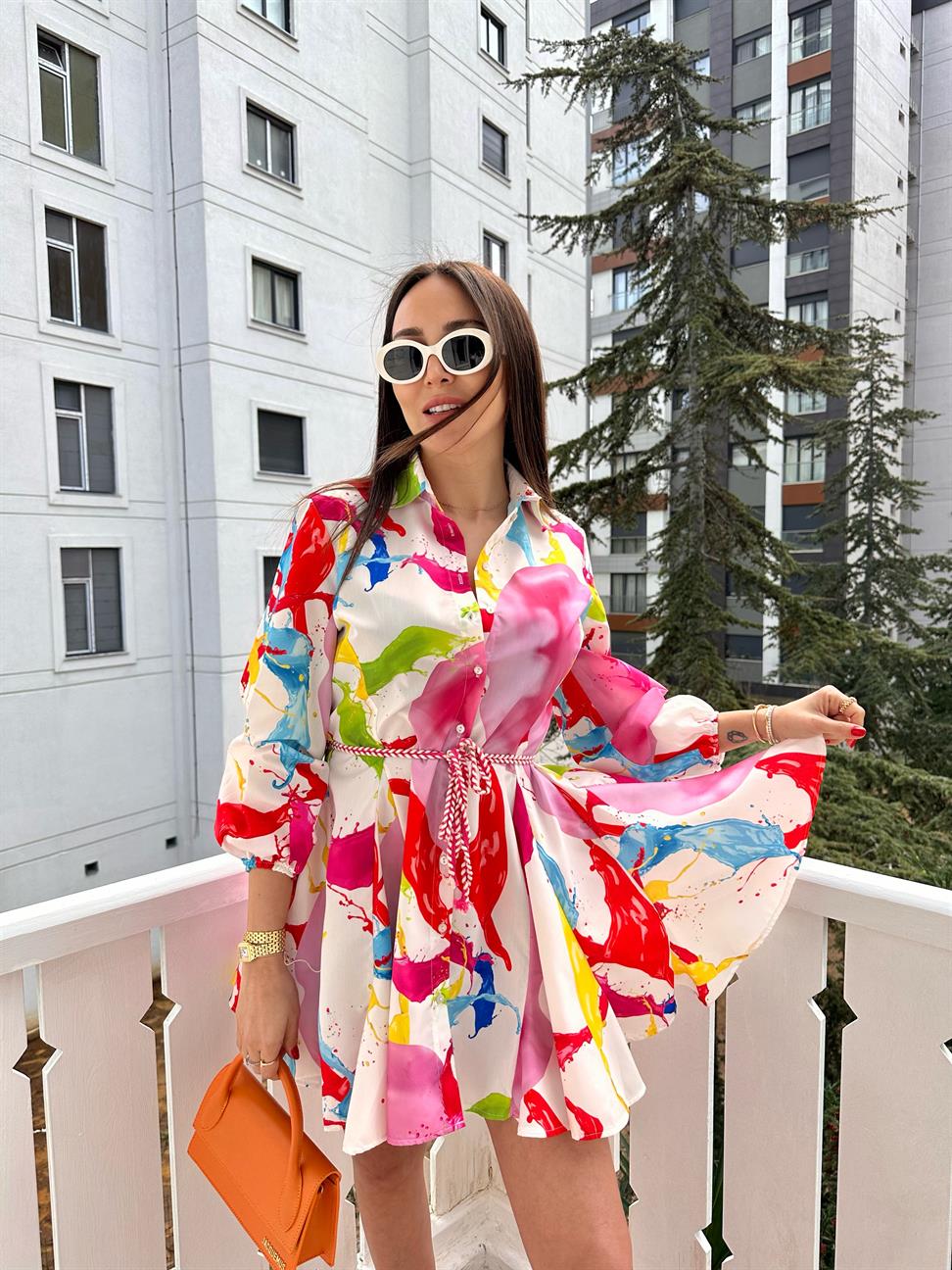 Renkli Gömlek Yaka Etekleri Fırfırlı Mini Elbise