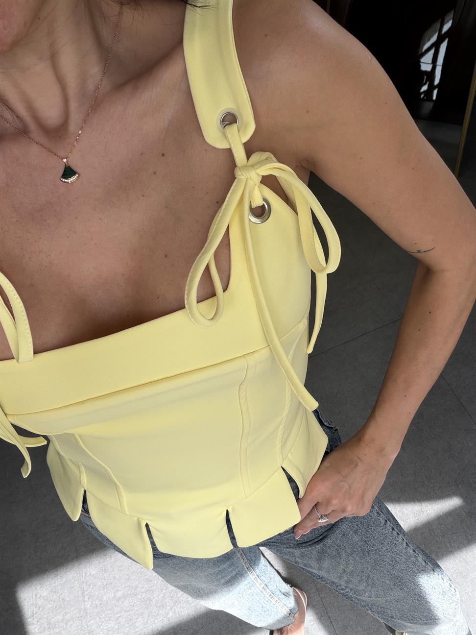 Sarı Atlas Korse Bluz