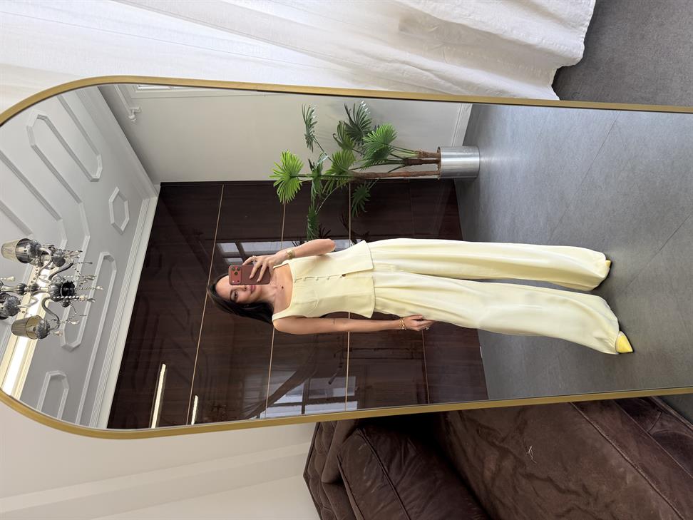 Sarı Düğme Detaylı Büstiyer Yelek