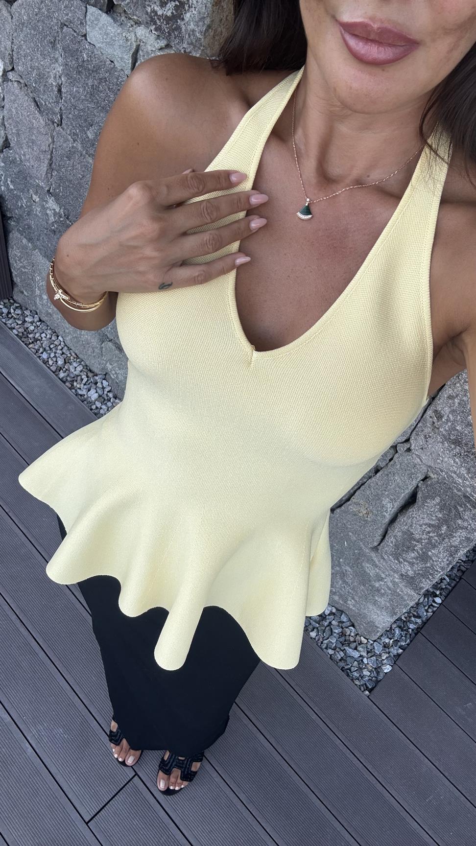 Sarı Halter V Yaka Peplum Triko Bluz