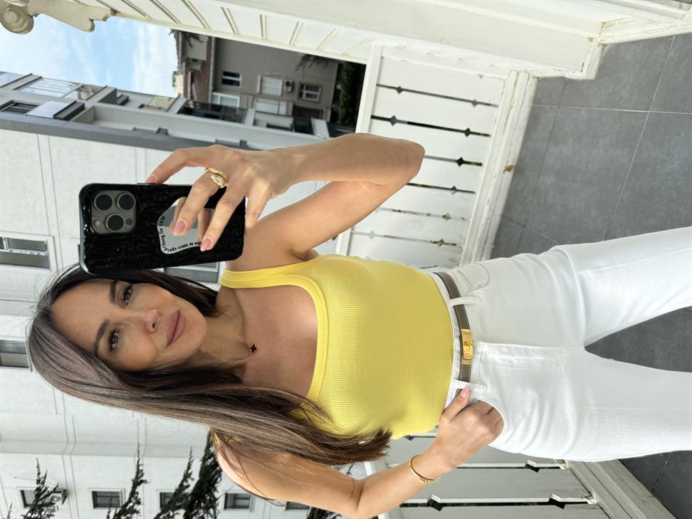 Sarı Kaşkorse U Yaka Atlet Bluz