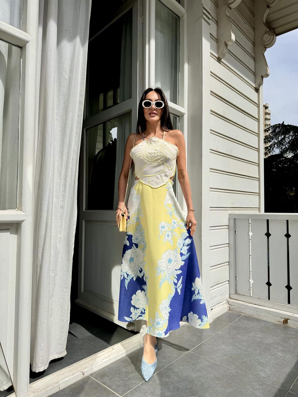 Sarı Sırt Dekolteli Elbise