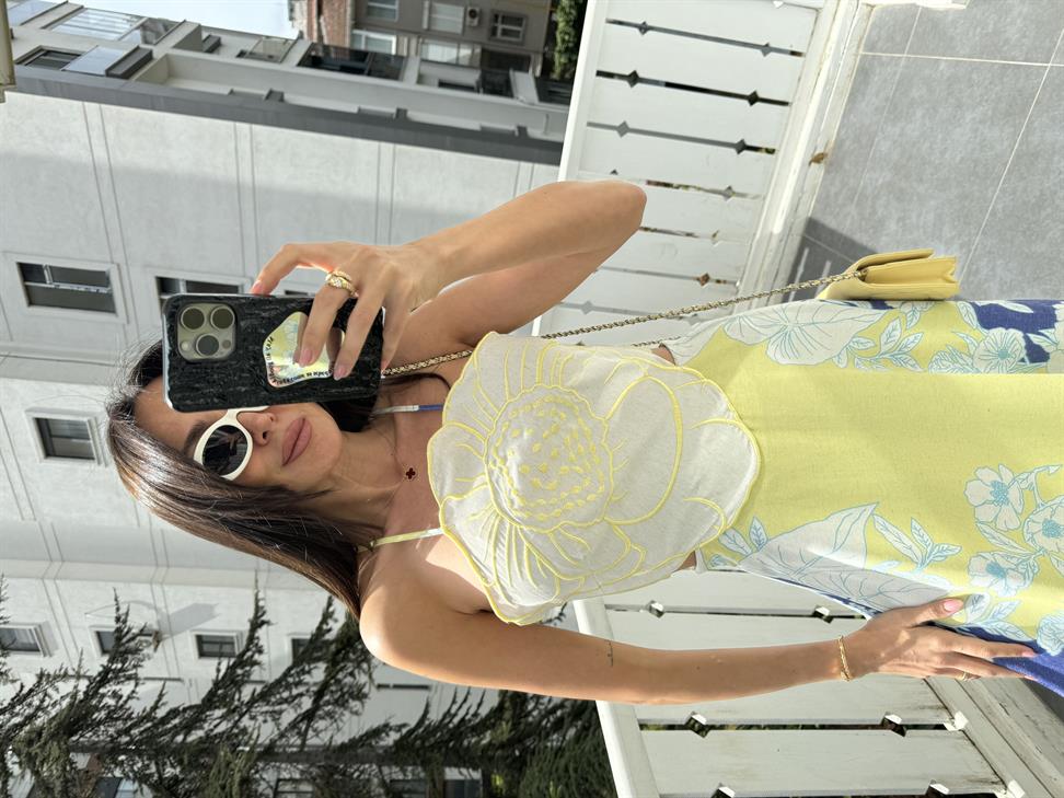 Sarı Sırt Dekolteli Elbise