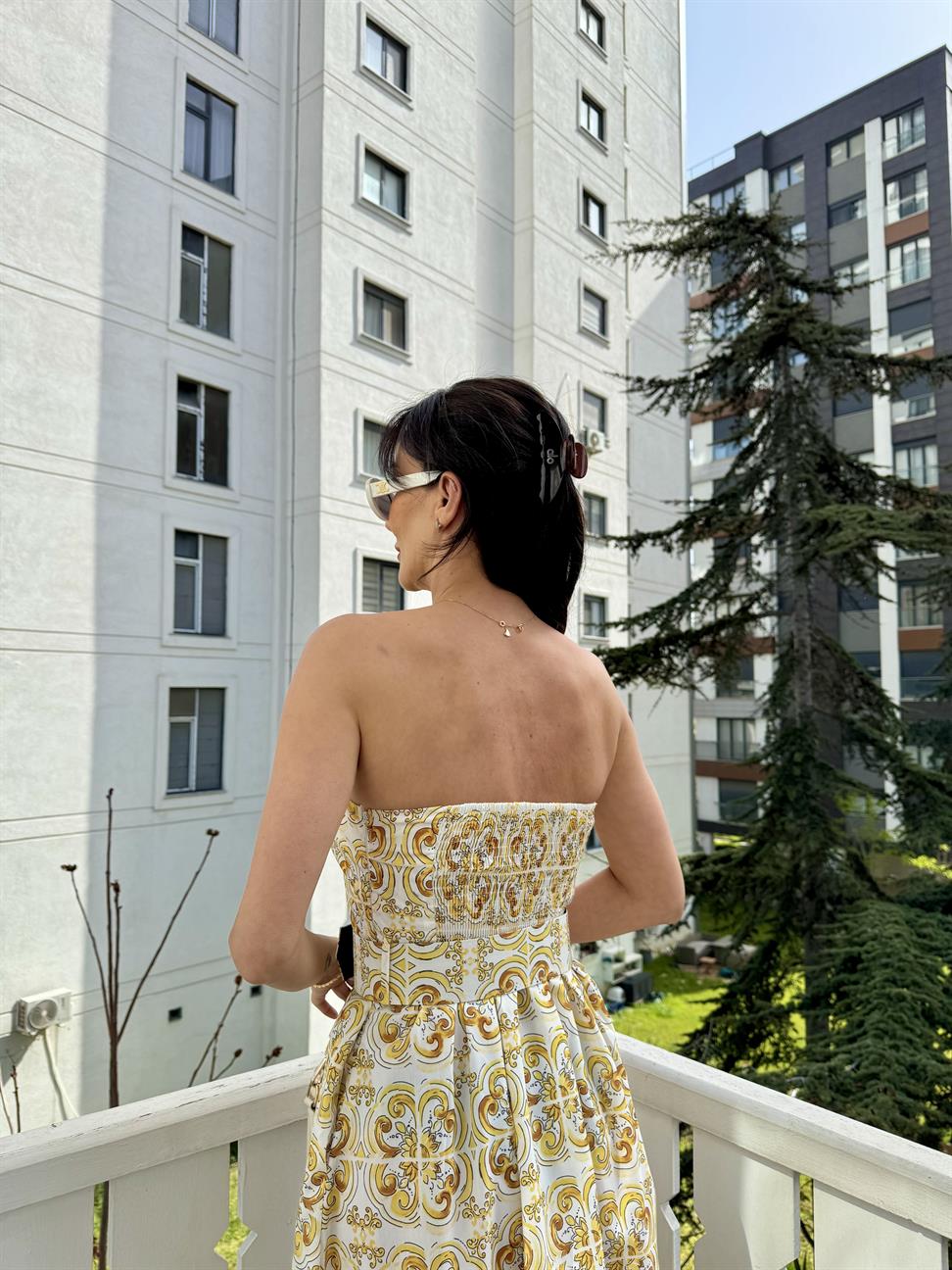 Sarı Straplez Kemerli Midi Elbise