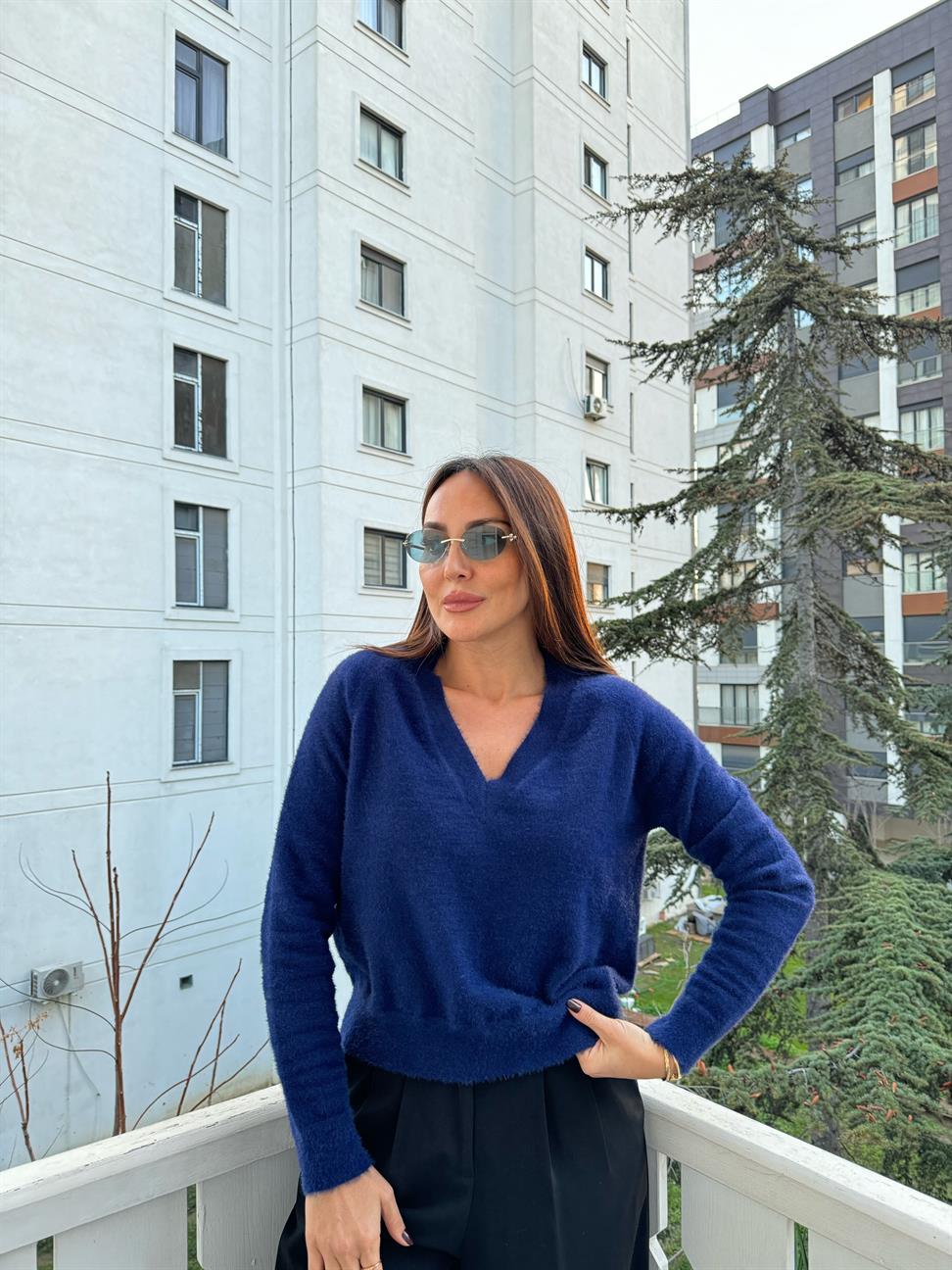 Sax Mavi V Yakalı Yumoş Kazak