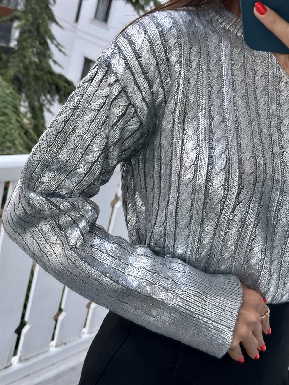 Silver Baskılı Triko Kazak