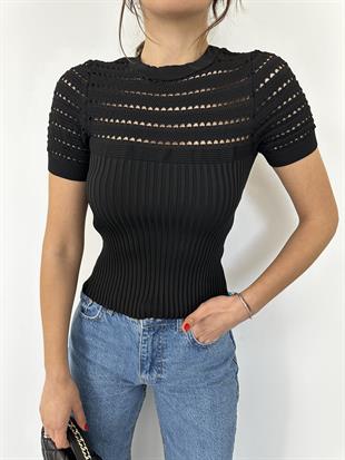 Siyah Ajur ve Fitil Dokumalı Kısa Kol Bluz