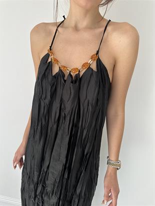 Siyah Aksesuar Tasarımlı Elbise