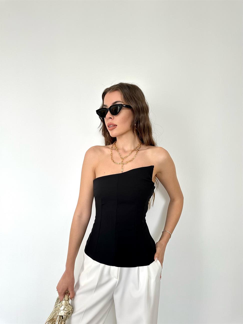 Siyah Asimetrik Bustiyer Bluz