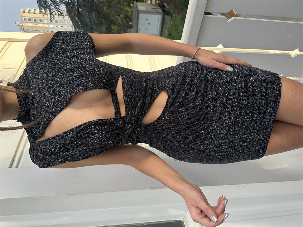 Siyah Asimetrik Dekolte Simli Mini Elbise