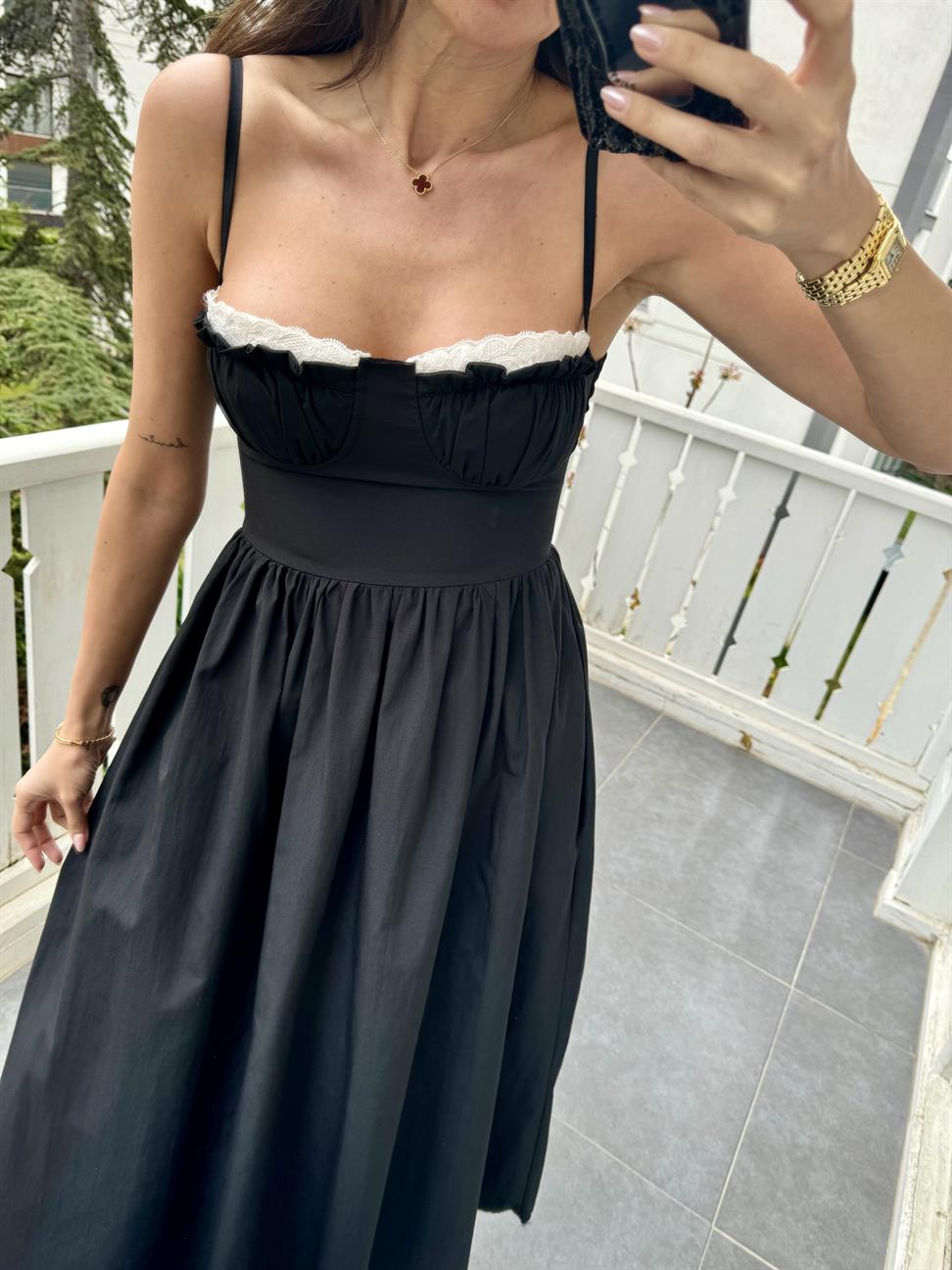 Siyah Askılı Cuplu Midi Elbise