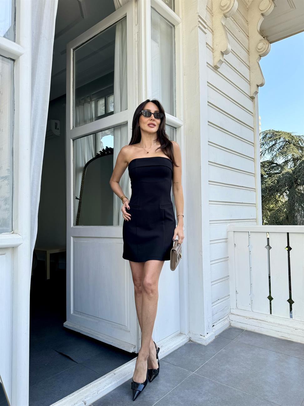 Siyah Askılı Mini Elbise