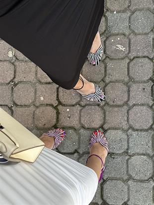 Siyah Baget Taşlı İnce Topuklu Ayakkabı