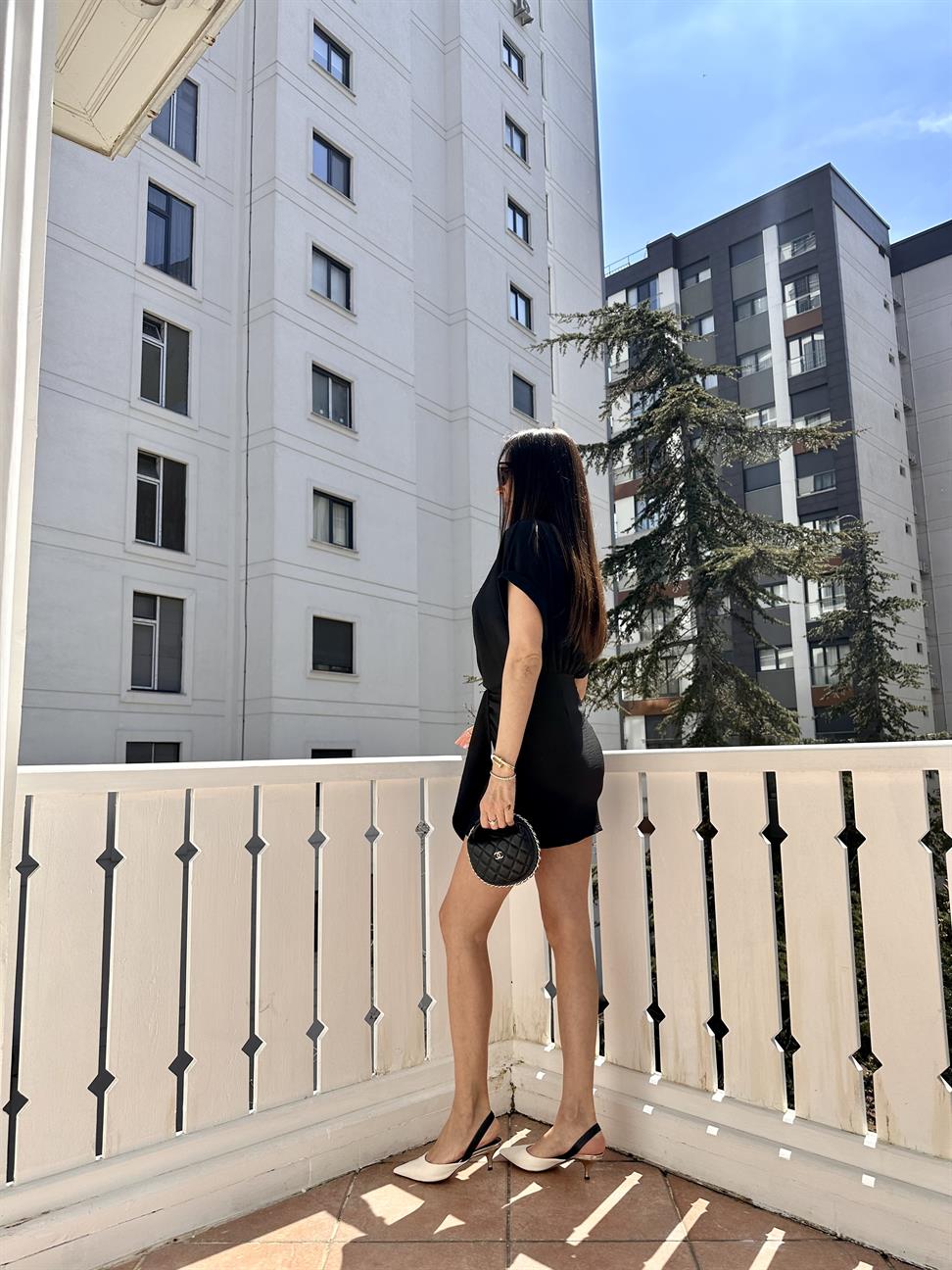 Siyah Bağlama Detay Elbise