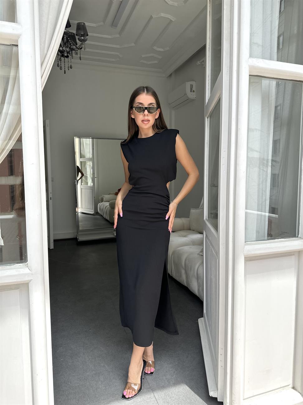Siyah Bel Dekolteli Midi Elbise