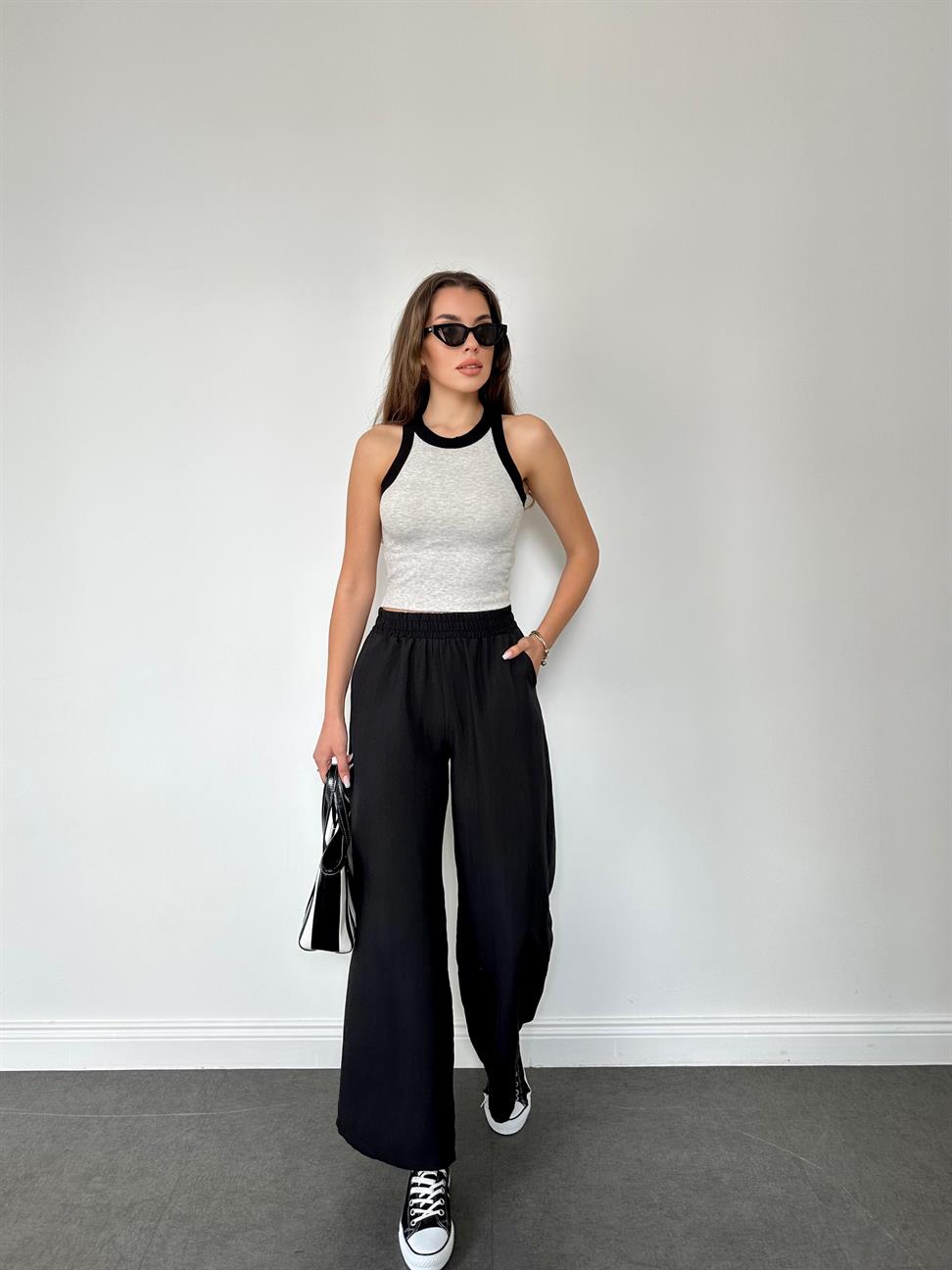 Siyah Beli Lastikli Geniş Paça Pantolon