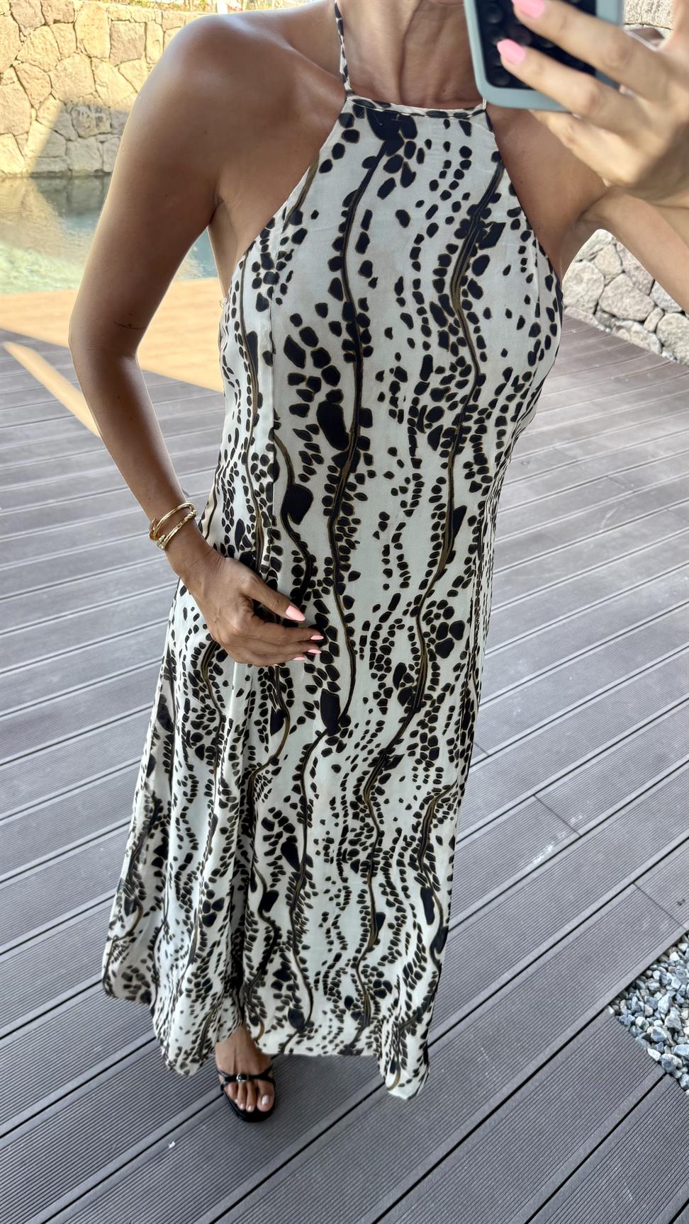 Siyah-Beyaz Boyundan Bağlamalı Uzun Elbise