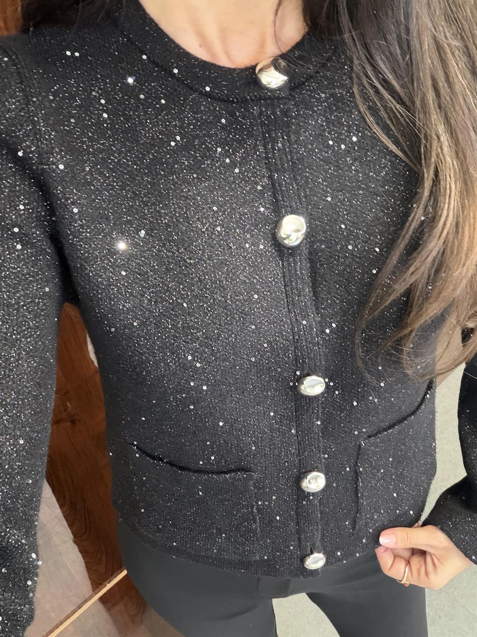 Siyah Bisiklet Yaka Pullu Simli Düğmeli Triko Hırka