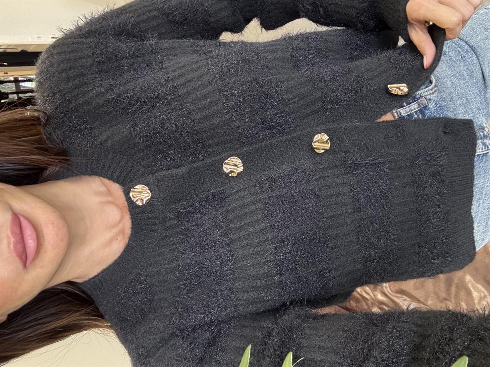 Siyah Bisiklet Yaka Yumuşak Dokulu Düğmeli Triko Hırka