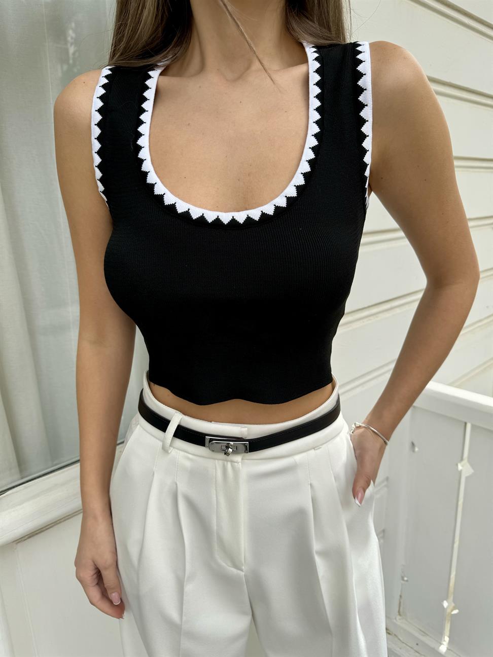 Siyah Biyeli Çelik Örme Atlet