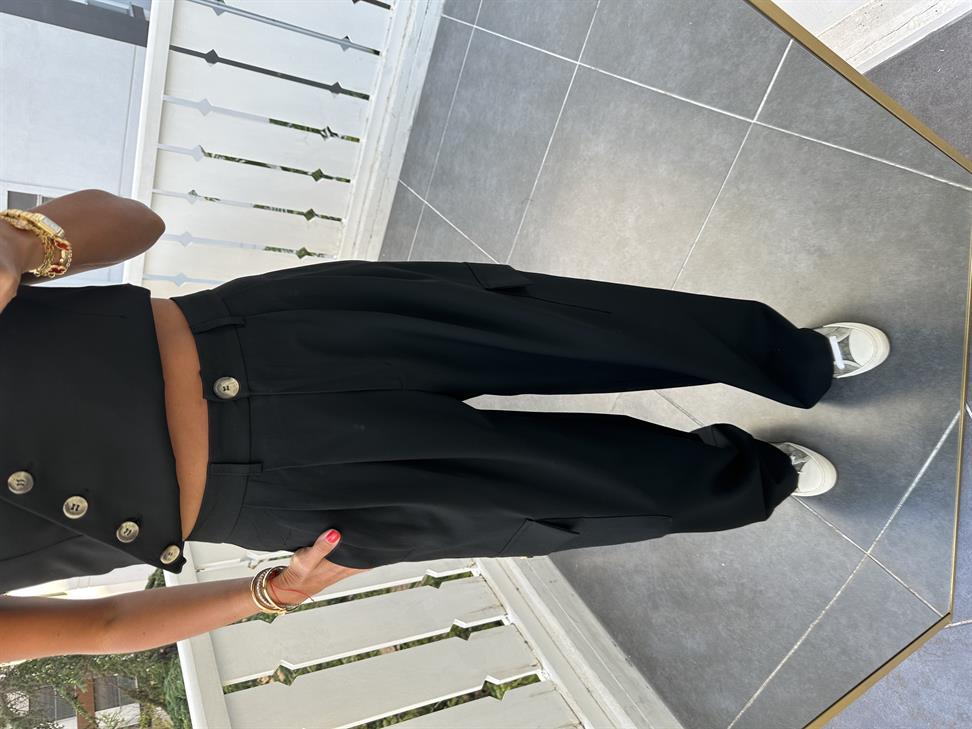 Siyah Bol Kesim Kargo Pantolon