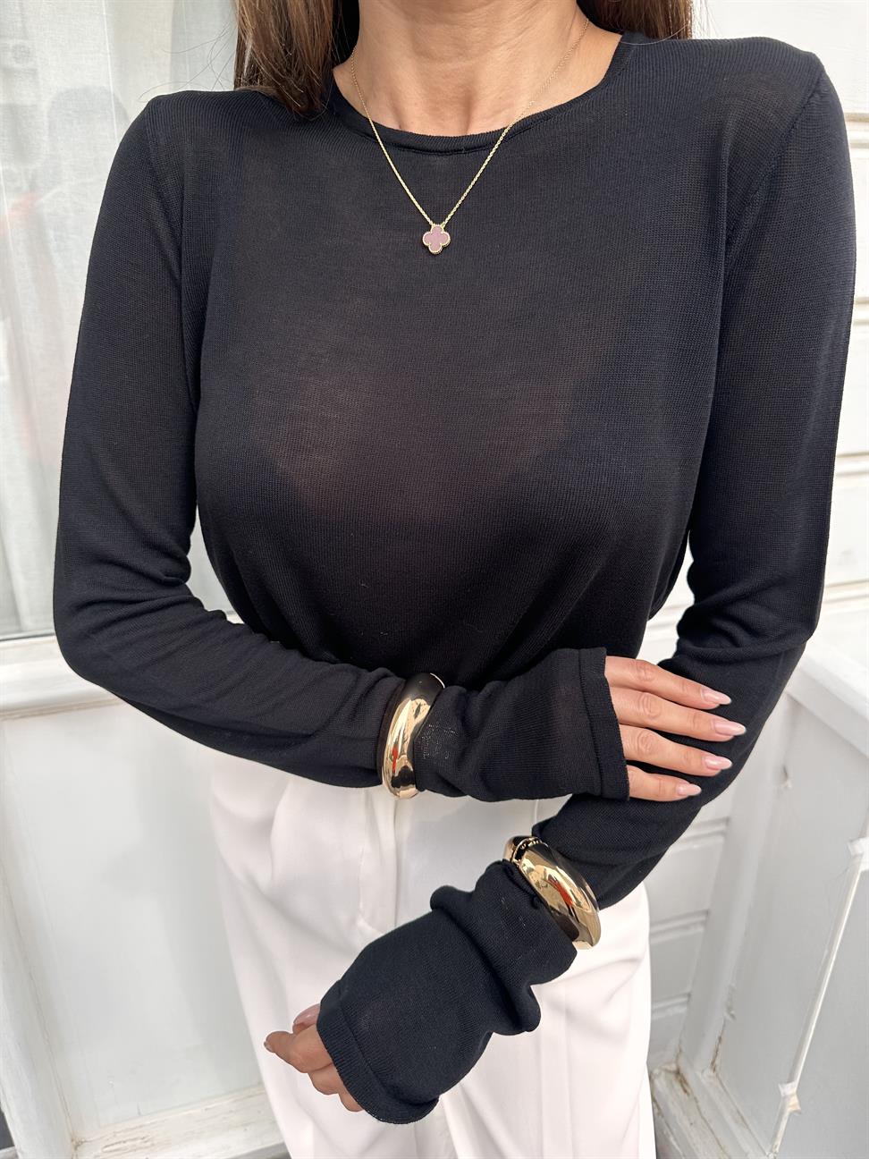 Siyah Bol Kesim Transparan Triko