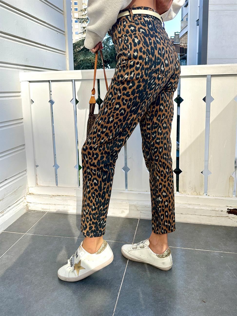 Siyah Boru Paça Leopar Jean Pantolon